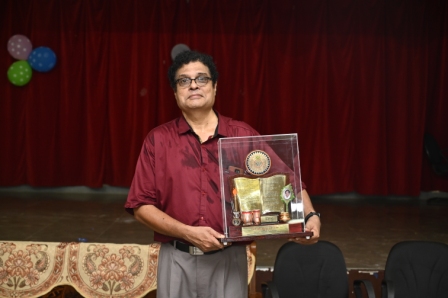 Felicitation-cum-Farewell function of Principal Prof.(Dr.) Pravin M. Bhende