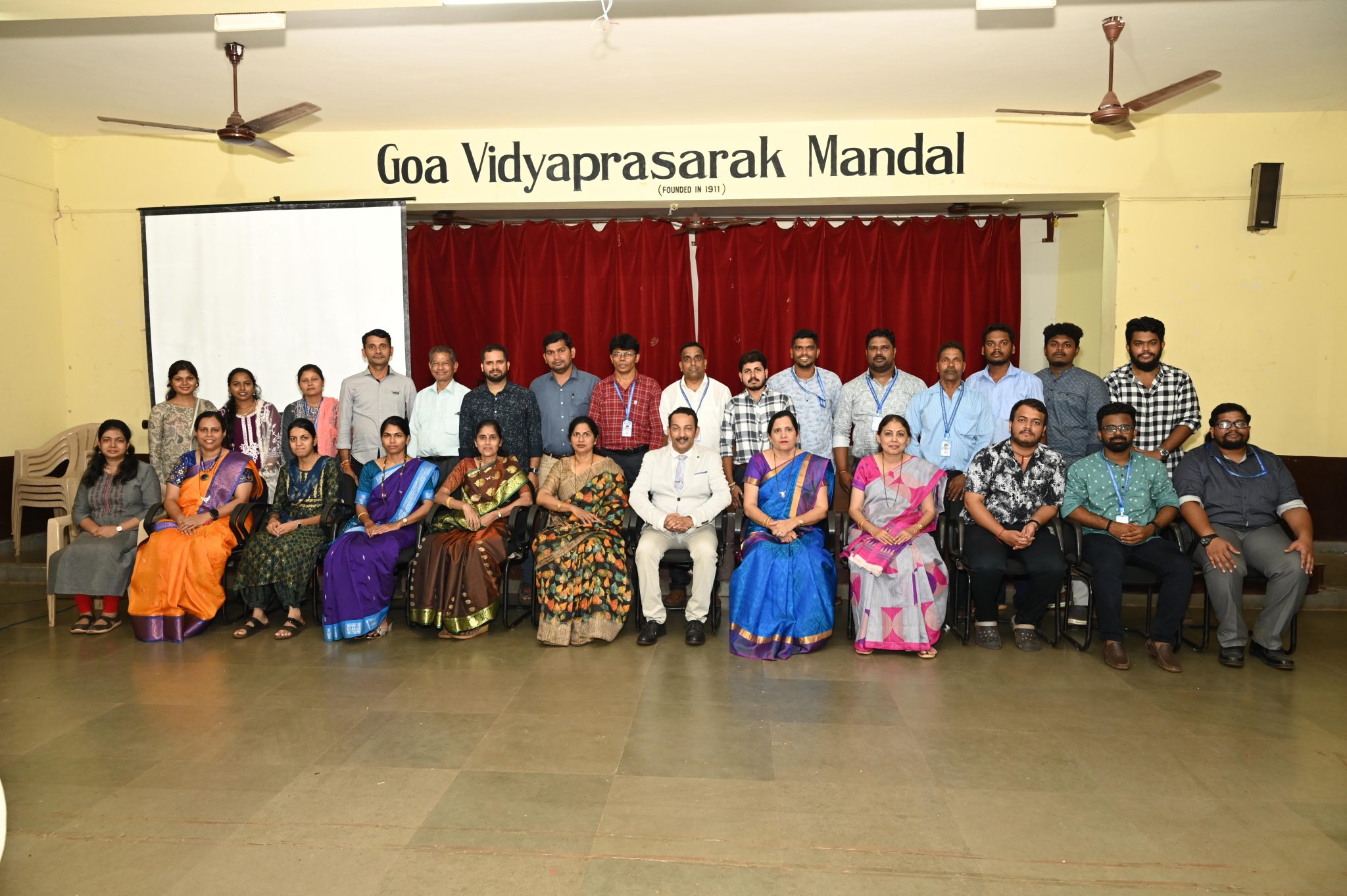 NON TEACHING STAFF – GVM'S Gopal Govind Poy Raiturcar College of ...